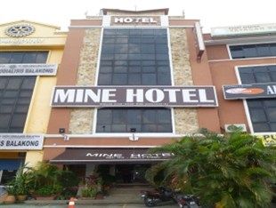 Mine Hotel Seri Kembangan Exterior foto